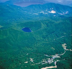 カルルス温泉全景