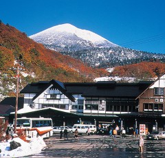 酸ヶ湯温泉と大岳