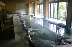 渓流の湯